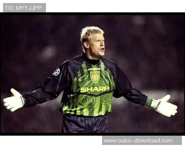 足球世界中的十大神器解析与传奇球员的精彩表现 足球世界中的十大神器解析与传奇球员的精彩表现