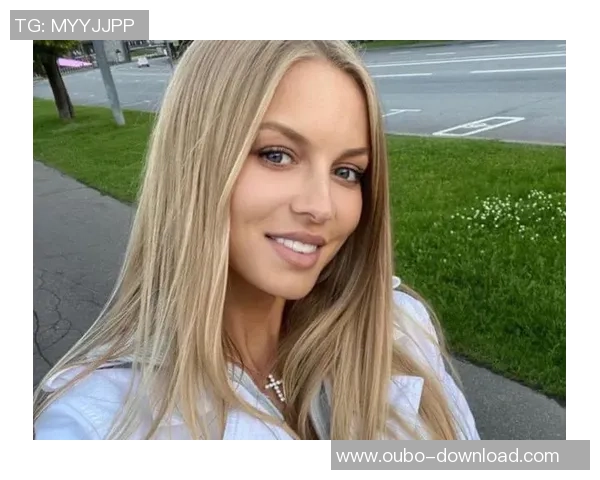 足球宝贝透明图分享让你领略运动与美的完美结合 足球宝贝透明图分享让你领略运动与美的完美结合